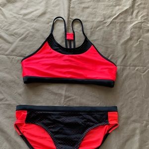 Girls Under Armour Swimsuit Size 16